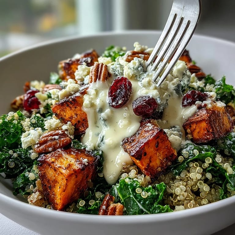Massaged kale, fluffy quinoa, and pecans topped with tangy lemon tahini dressing.